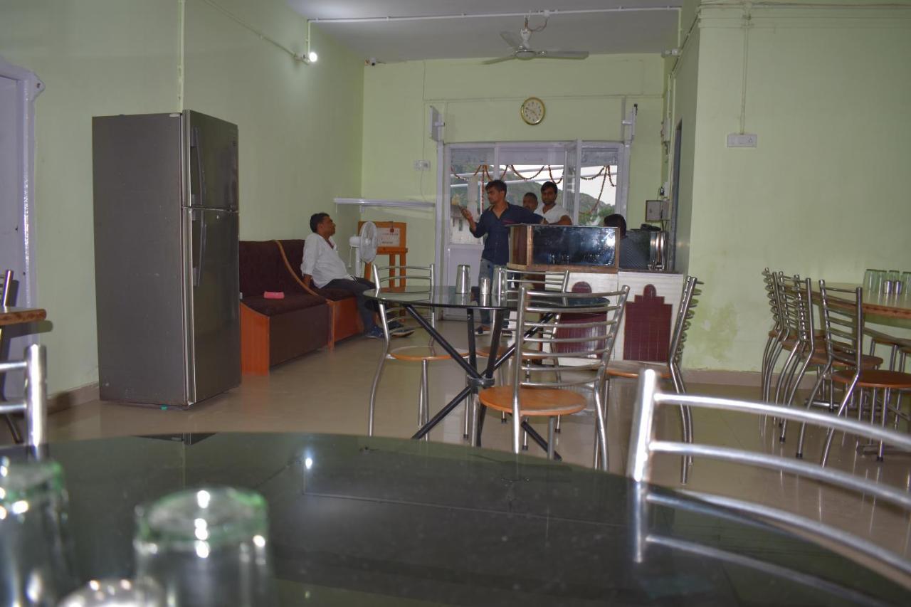 Hotel Diamond Plaza Rajgir Exterior photo